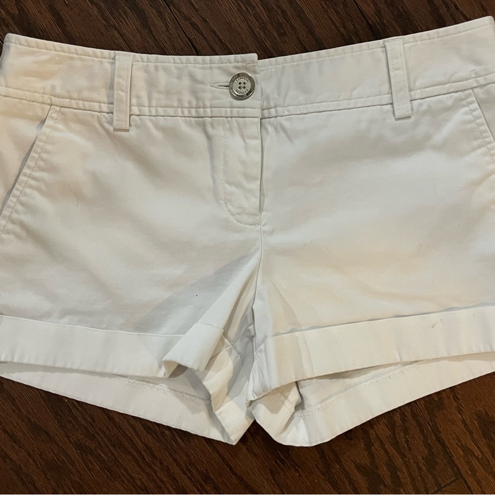 Express Design Studio size 4 shorts